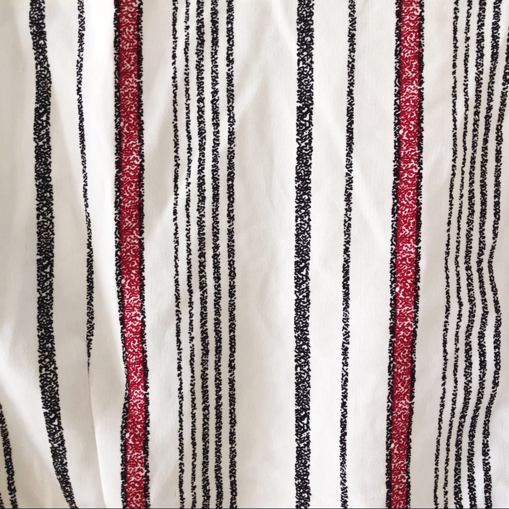 Missguided Striped Wrap Crop Top NWOT! - Picture 4 of 8